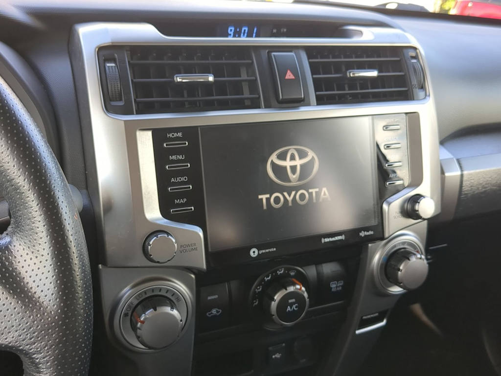 Thumbnail: 2020 Toyota 4Runner - 14