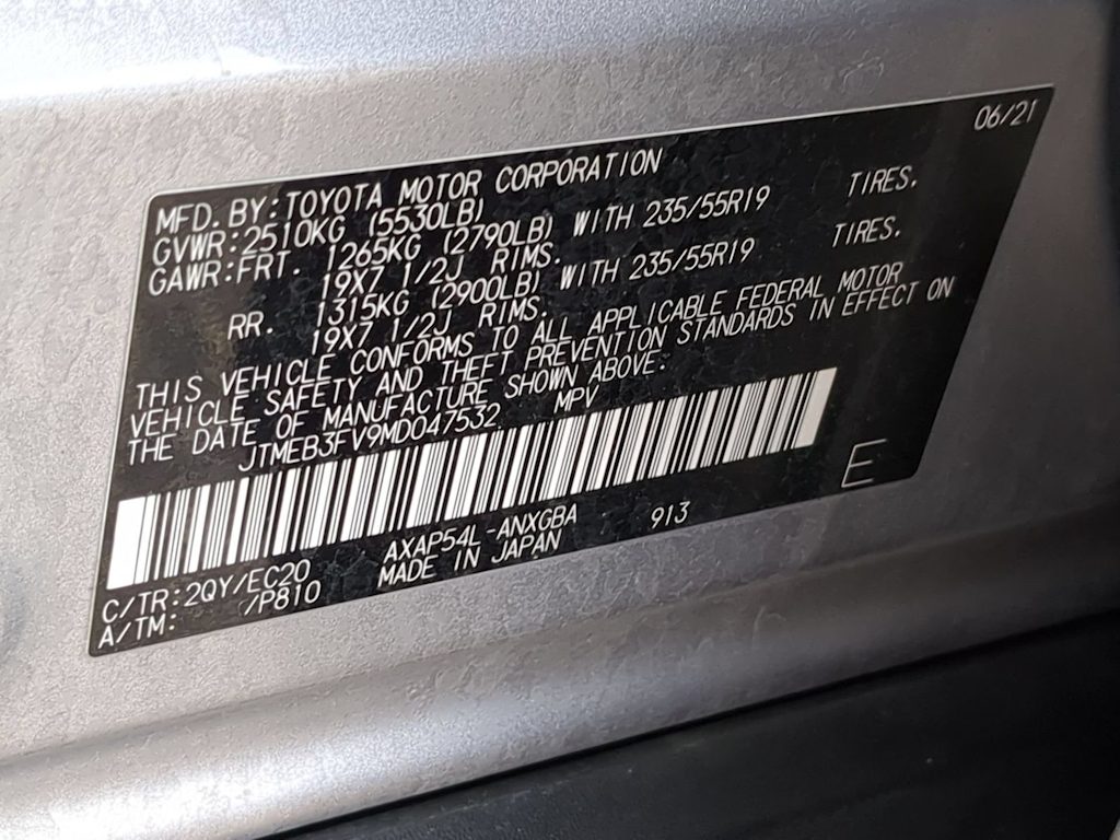 Thumbnail: 2021 Toyota RAV4 - 18