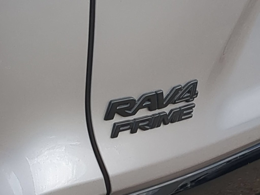 Thumbnail: 2021 Toyota RAV4 - 24