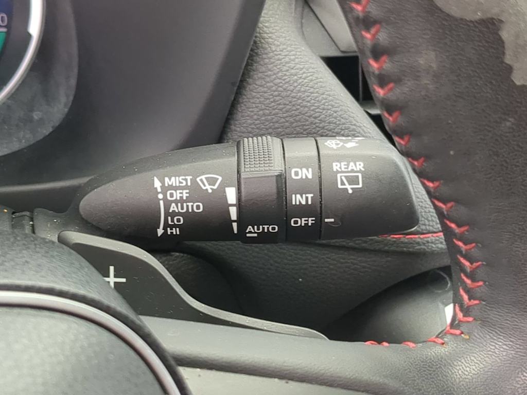 Thumbnail: 2021 Toyota RAV4 - 30