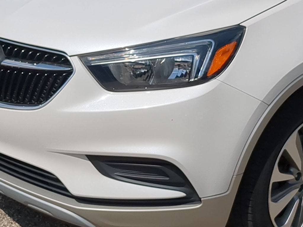 Thumbnail: 2018 Buick Encore - 24