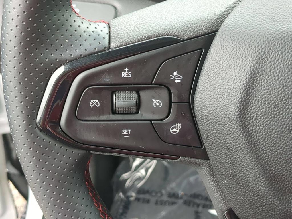 Thumbnail: 2025 Chevrolet Trax - 28