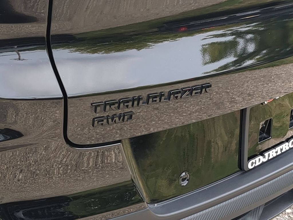 Thumbnail: 2024 Chevrolet TrailBlazer - 24