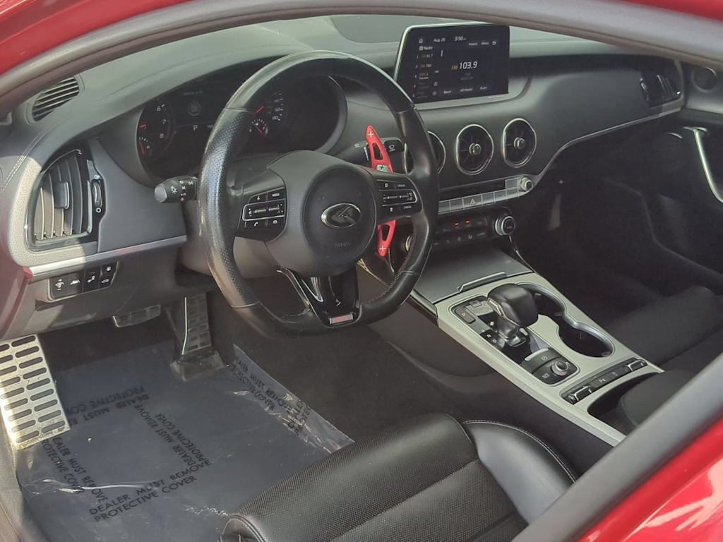 Thumbnail: 2018 Kia Stinger - 2