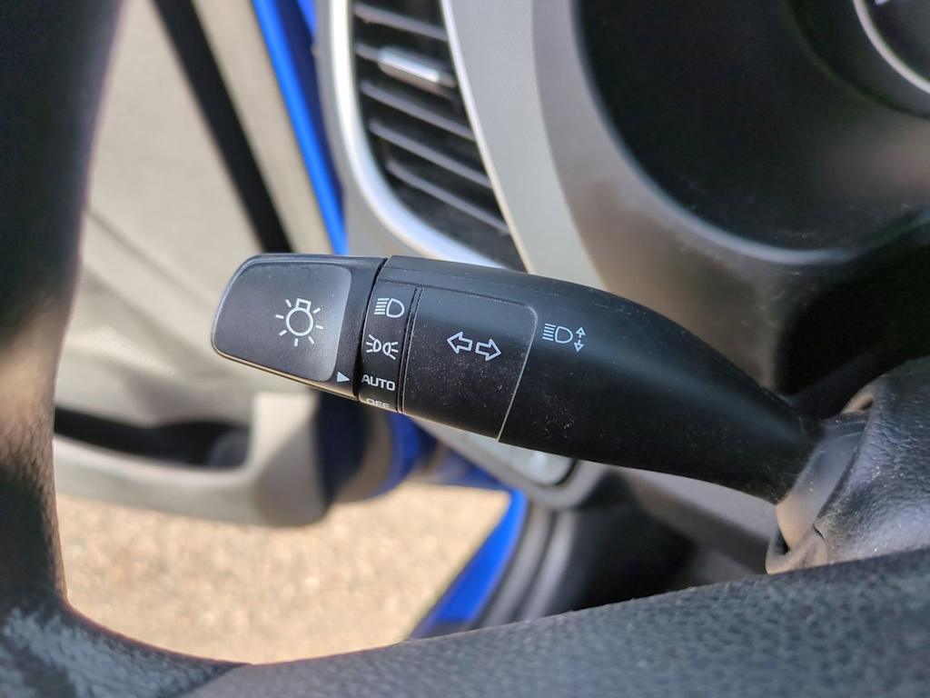 2021 Kia Seltos LX 16