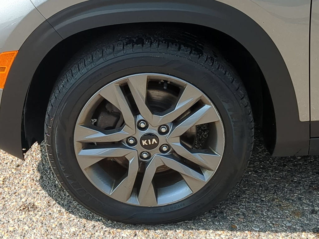 Thumbnail: 2021 Kia Seltos - 8
