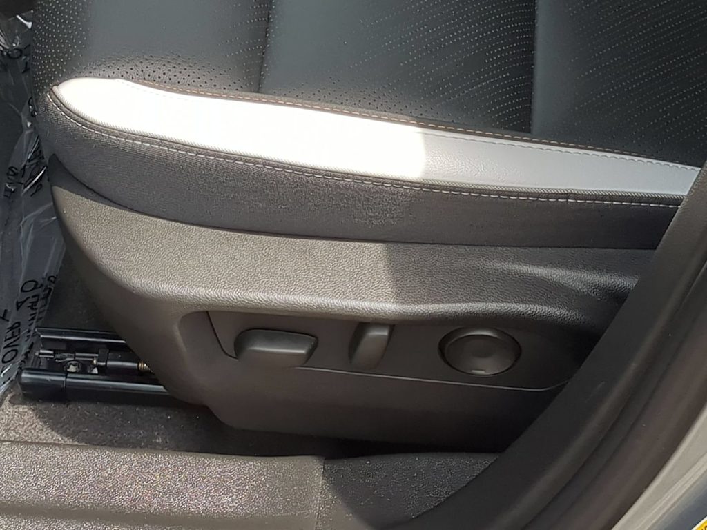 Thumbnail: 2025 Buick Envision - 25