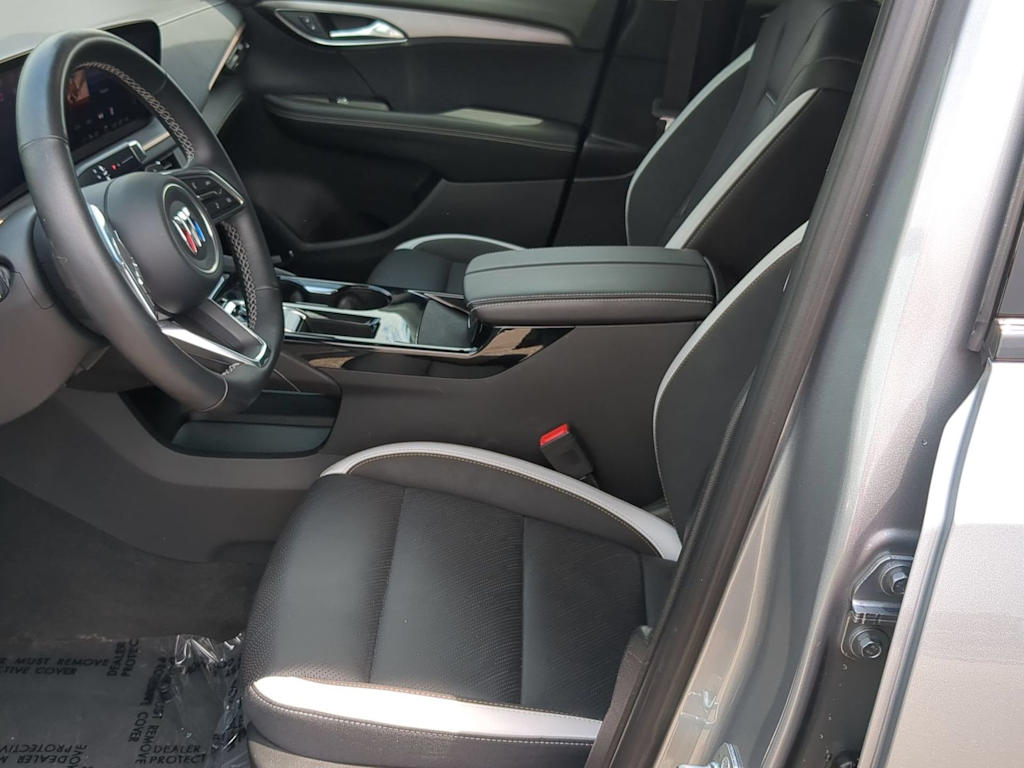 Thumbnail: 2025 Buick Envision - 9