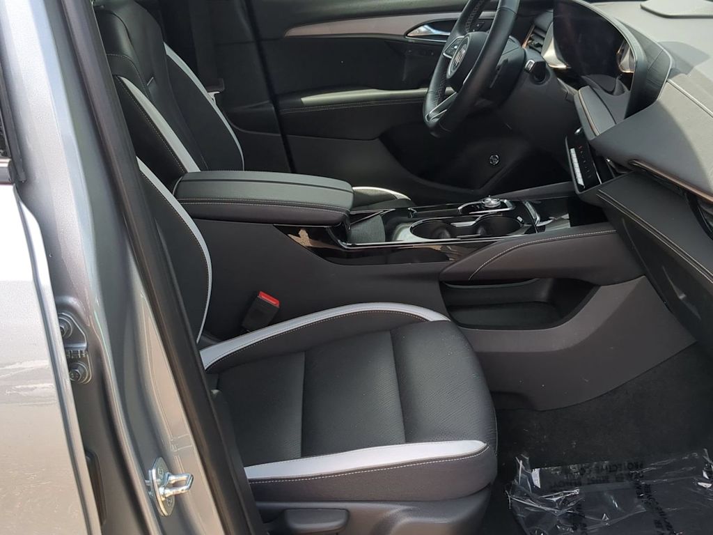 Thumbnail: 2025 Buick Envision - 10