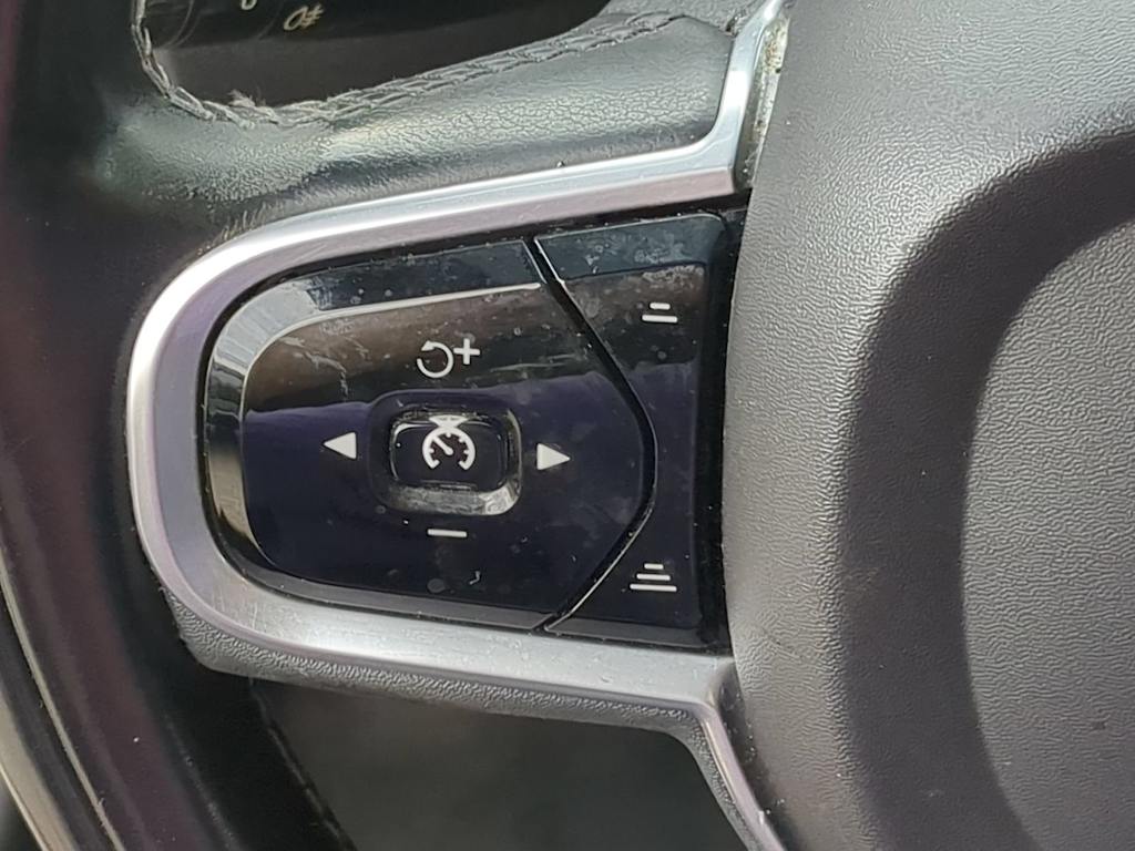 Thumbnail: 2018 Volvo S90 - 26