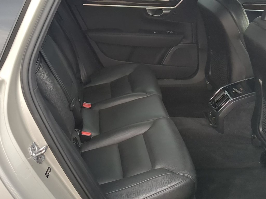 Thumbnail: 2018 Volvo S90 - 25
