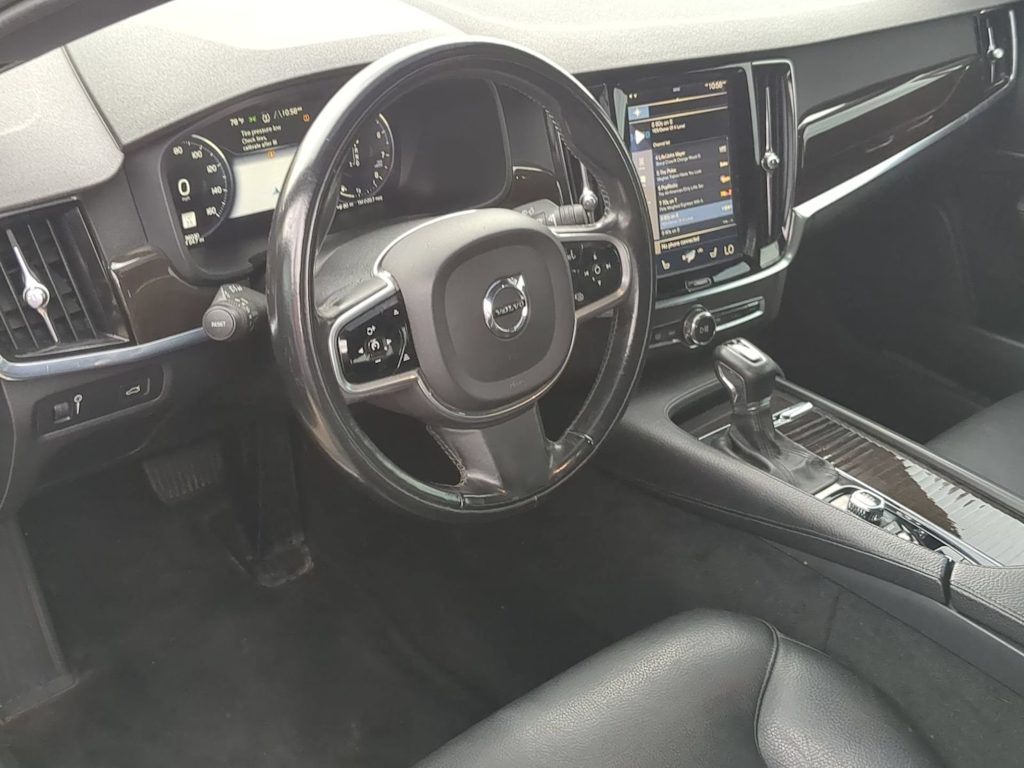 Thumbnail: 2018 Volvo S90 - 2