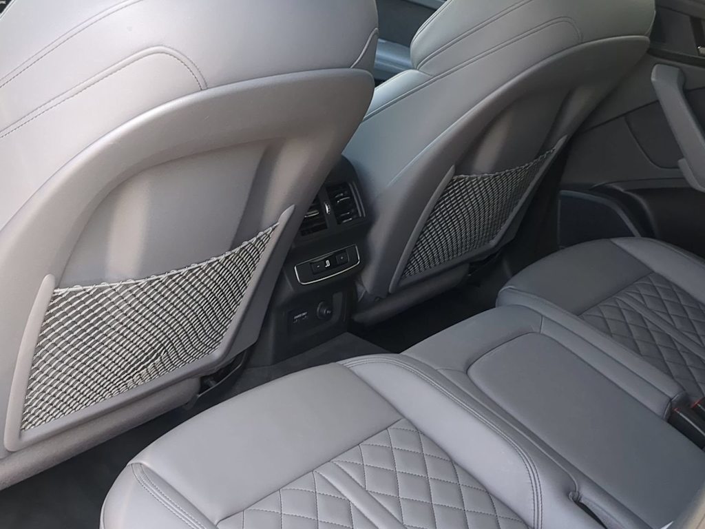 Thumbnail: 2021 Audi SQ5 - 26