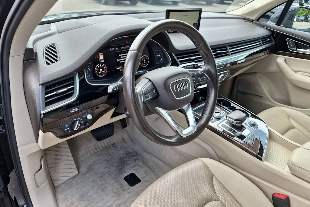 Thumbnail: 2017 Audi Q7 - 2