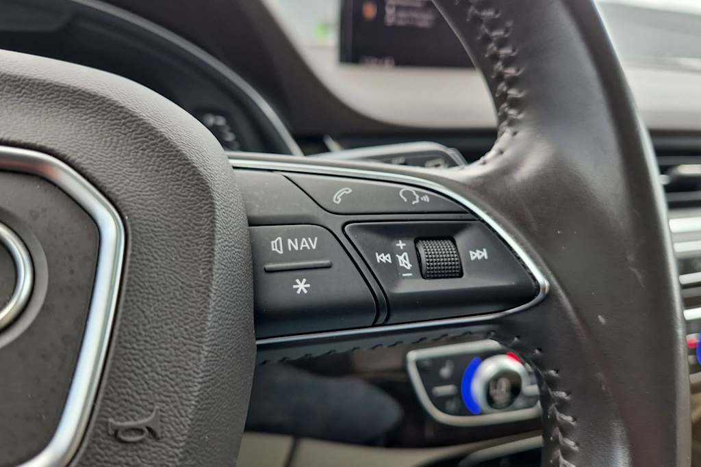 Thumbnail: 2017 Audi Q7 - 33