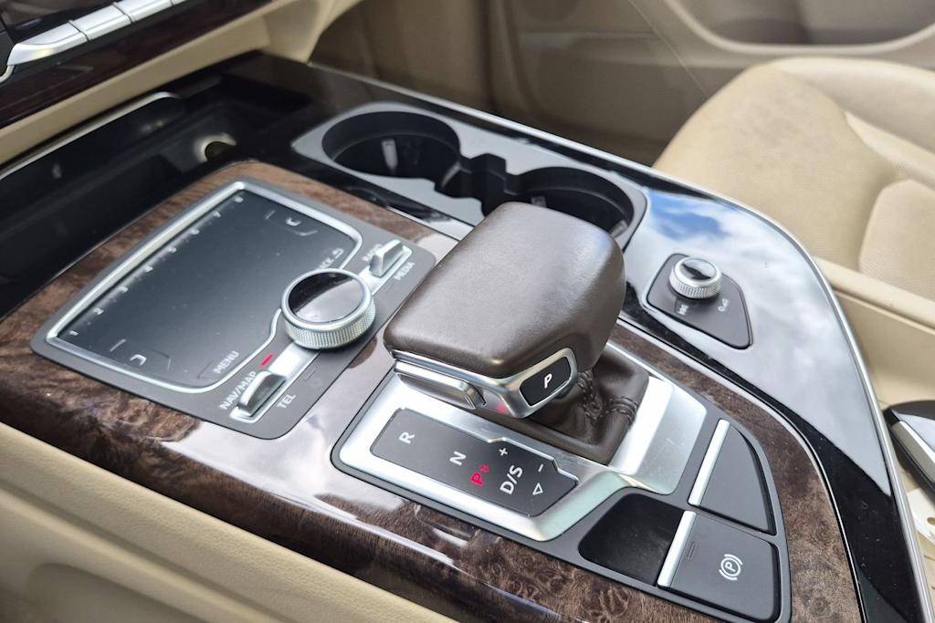 Thumbnail: 2017 Audi Q7 - 38
