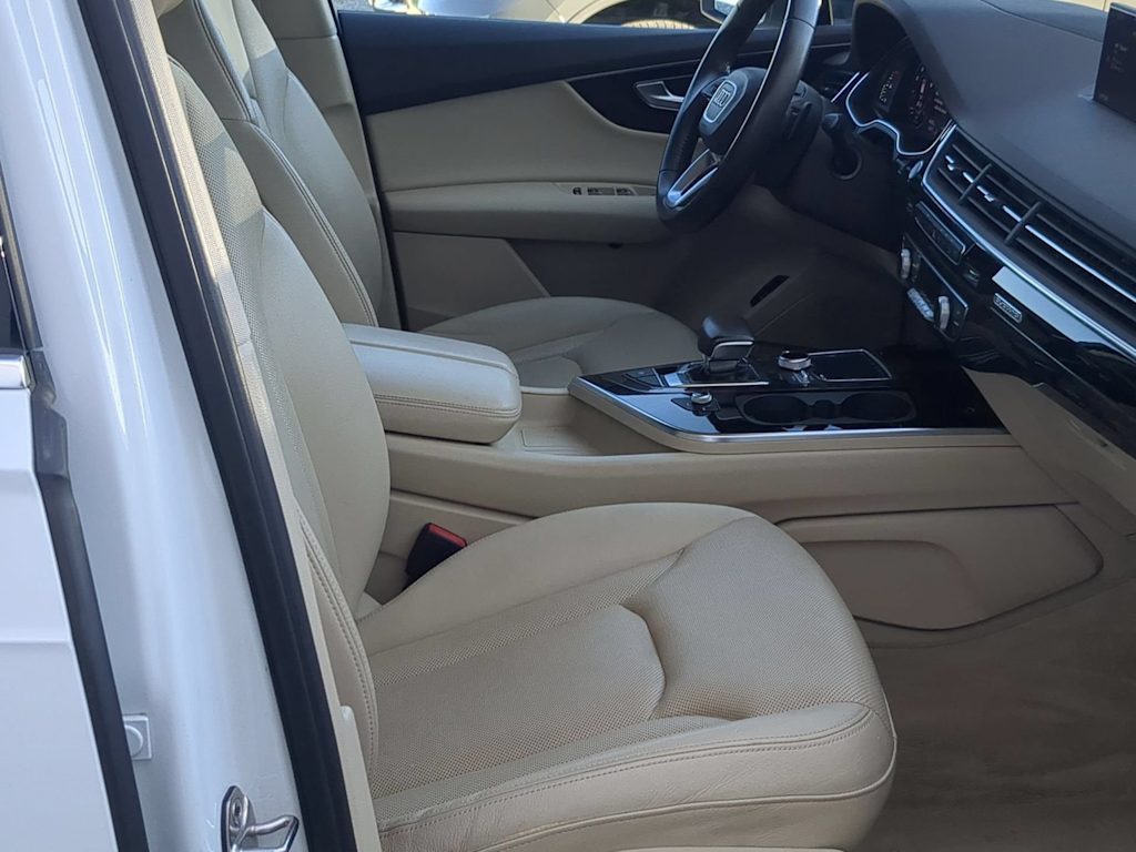 Thumbnail: 2019 Audi Q7 - 11
