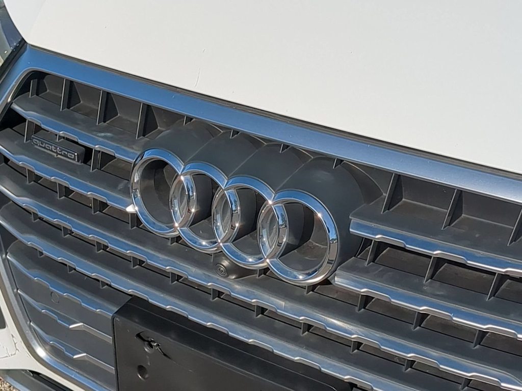 Thumbnail: 2019 Audi Q7 - 7