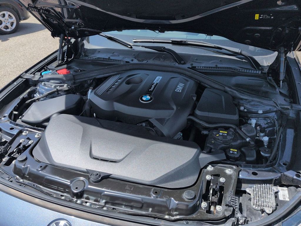 Thumbnail: 2019 BMW 3 Series - 9
