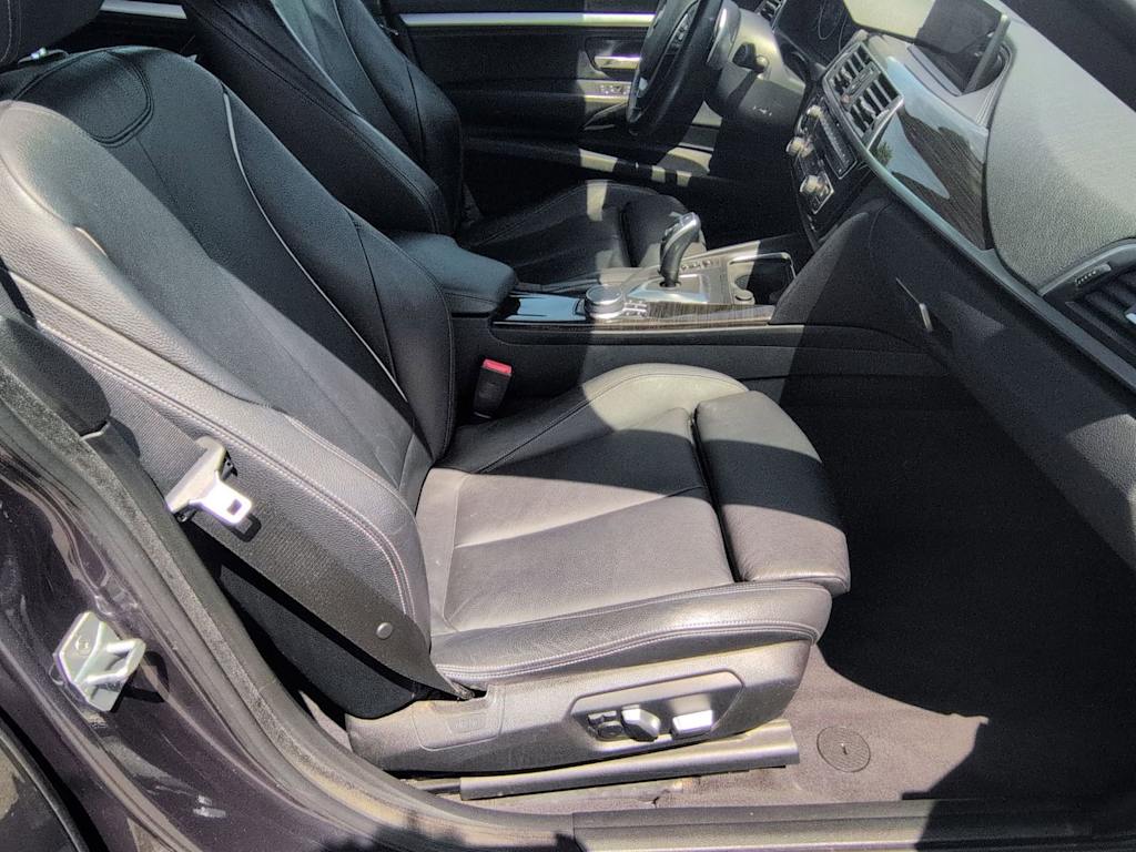 Thumbnail: 2019 BMW 3 Series - 12