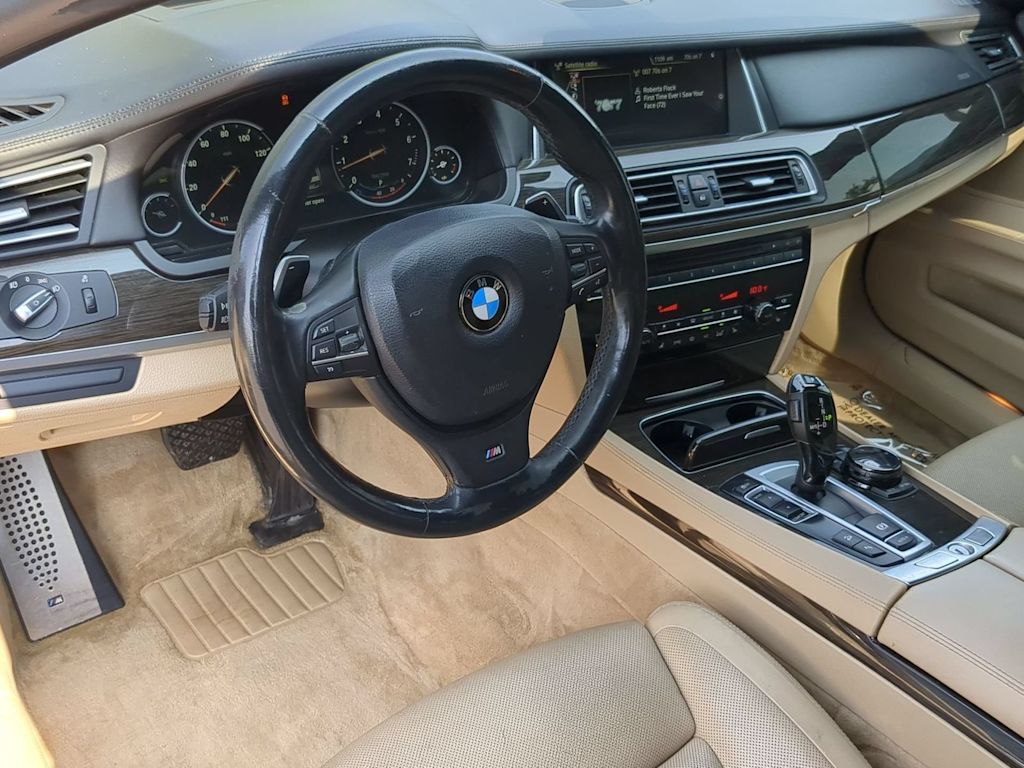 Thumbnail: 2014 BMW 7 Series - 2