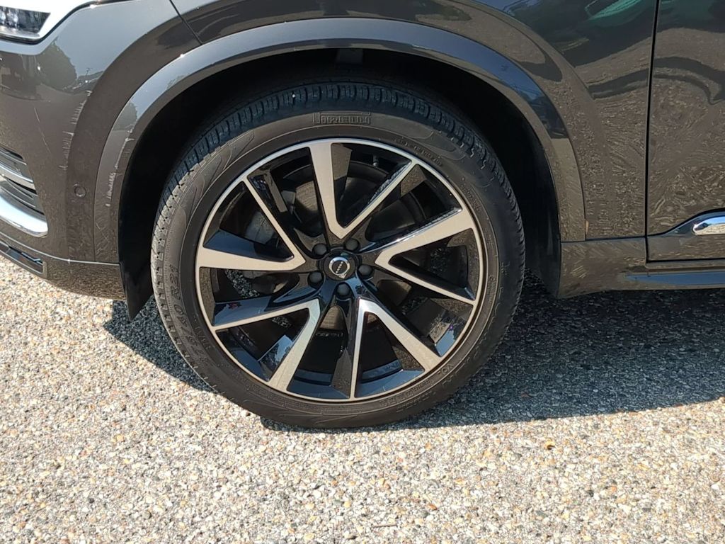 Thumbnail: 2023 Volvo XC90 - 8