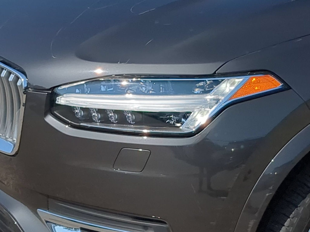 Thumbnail: 2023 Volvo XC90 - 22