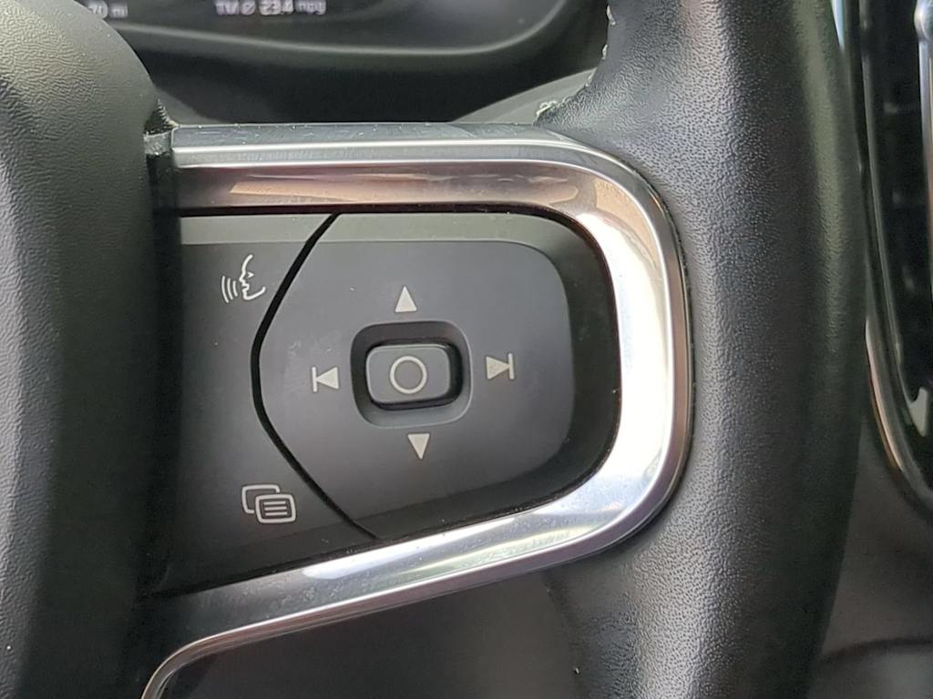 Thumbnail: 2020 Volvo XC40 - 27