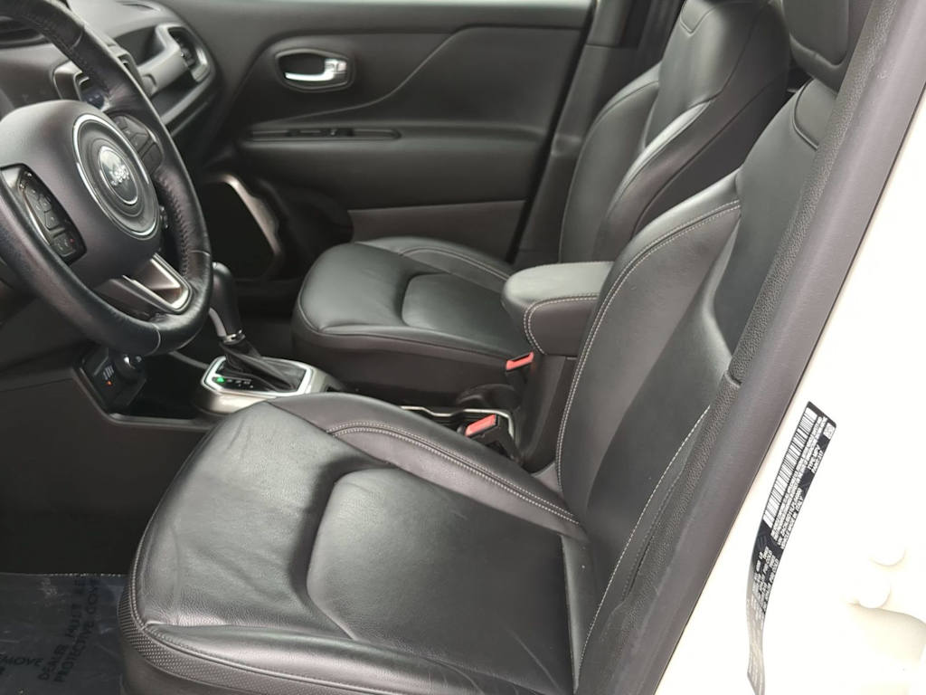 Thumbnail: 2020 Jeep Renegade - 10