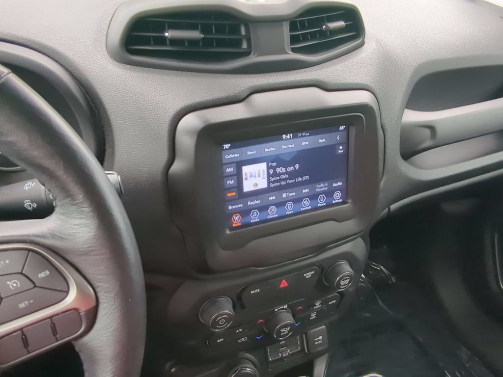 Thumbnail: 2020 Jeep Renegade - 14