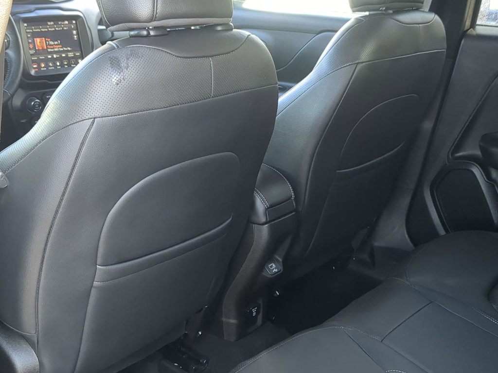 Thumbnail: 2021 Jeep Renegade - 12