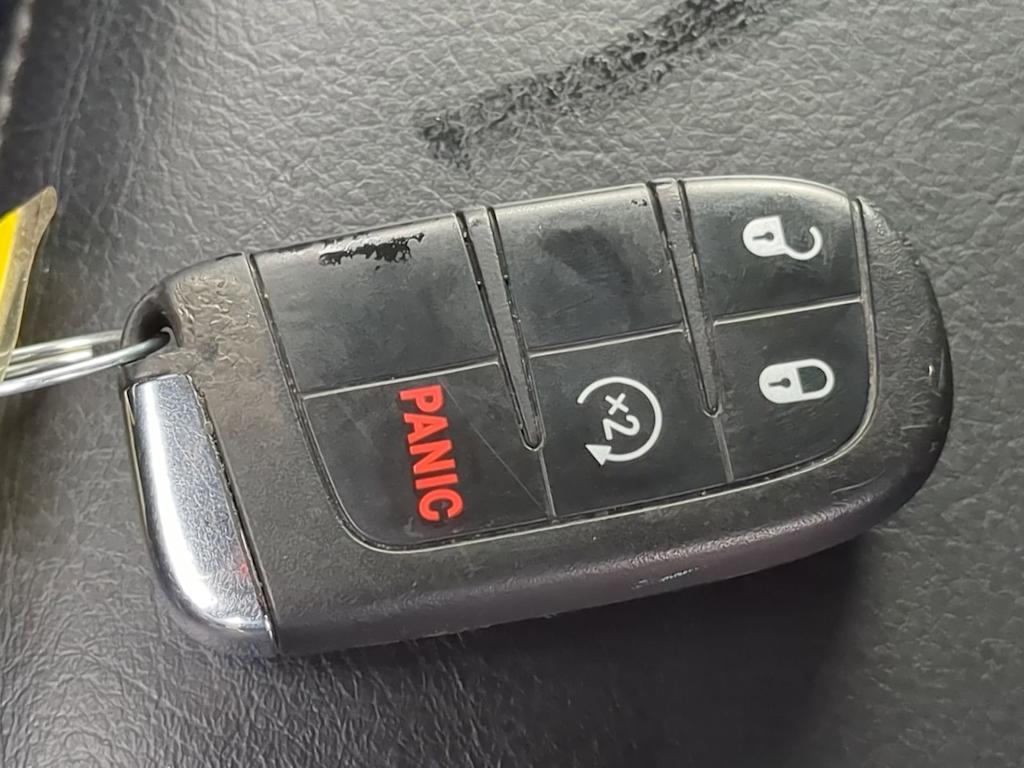 Thumbnail: 2021 Jeep Renegade - 40