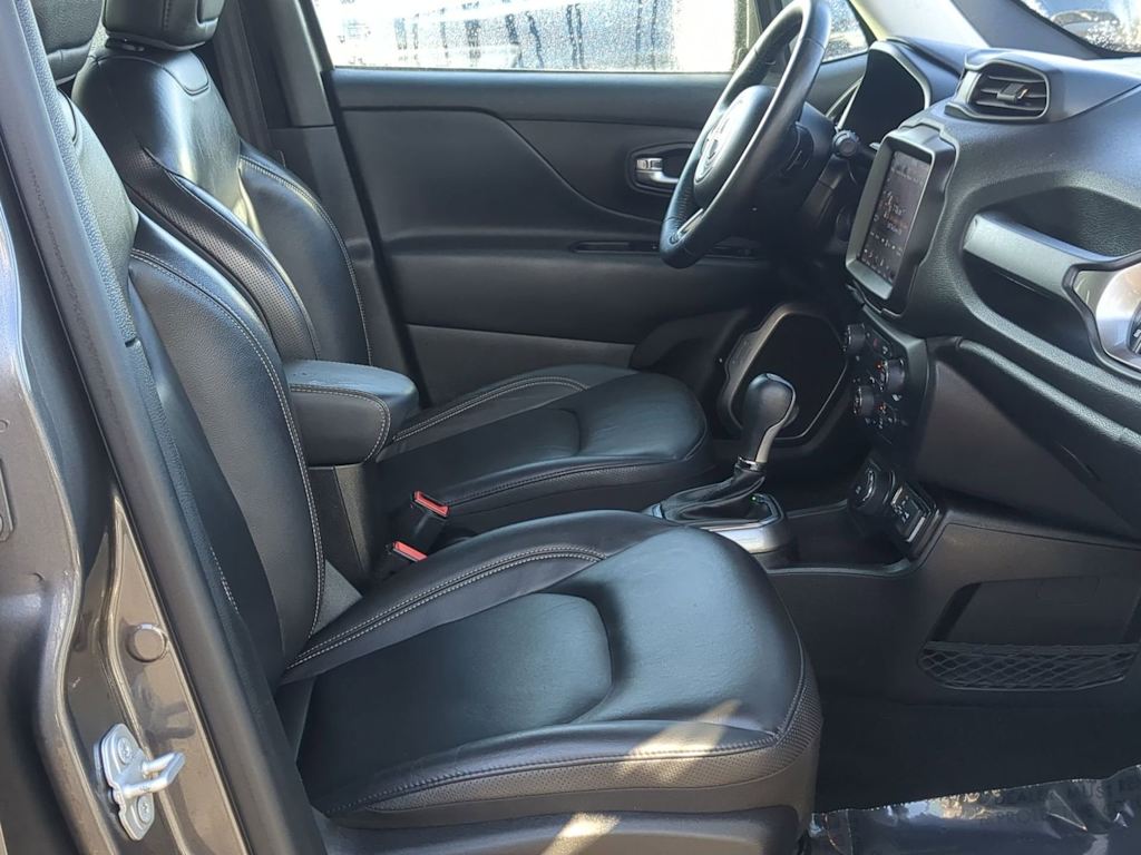 Thumbnail: 2021 Jeep Renegade - 11