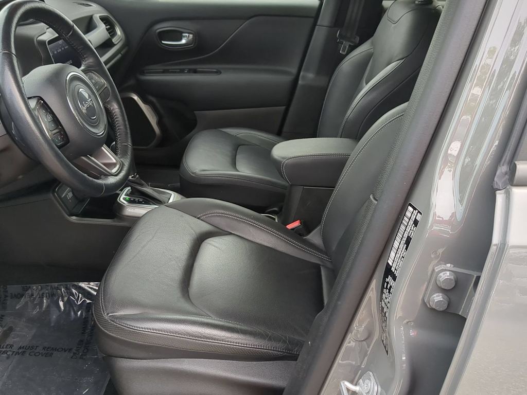 Thumbnail: 2021 Jeep Renegade - 10