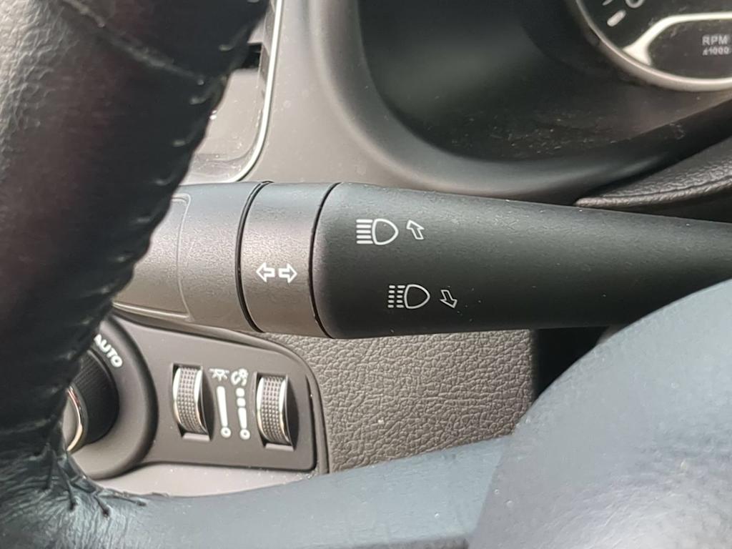 Thumbnail: 2021 Jeep Renegade - 15