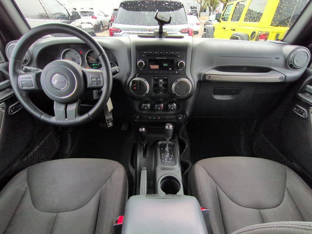 Thumbnail: 2016 Jeep Wrangler - 10