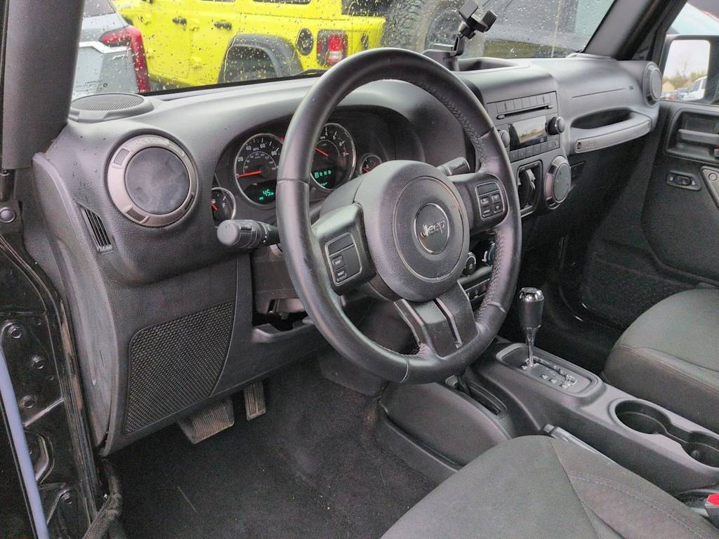 Thumbnail: 2016 Jeep Wrangler - 2