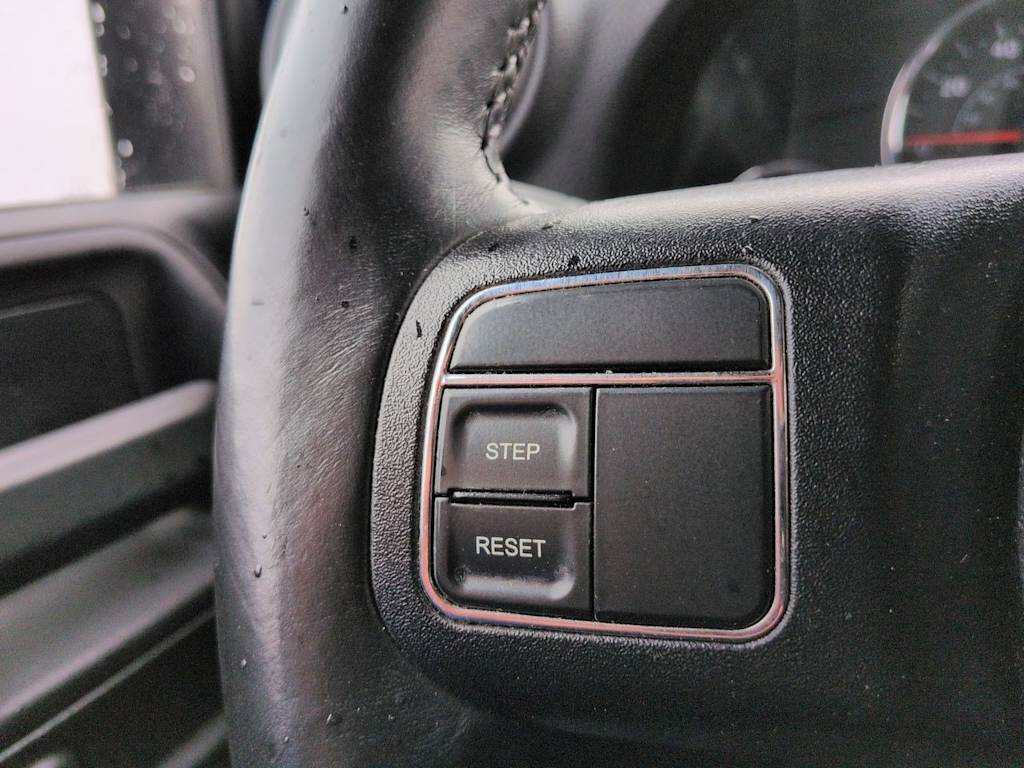 Thumbnail: 2016 Jeep Wrangler - 31
