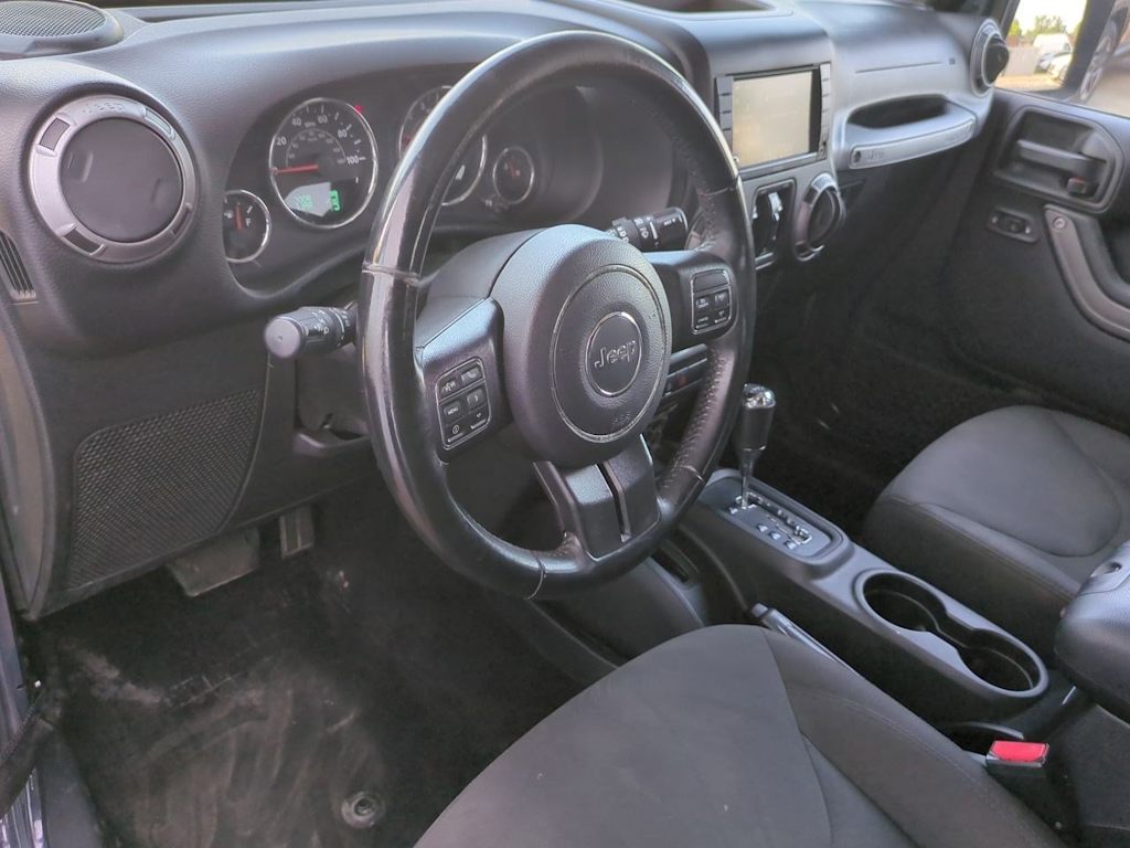 Thumbnail: 2017 Jeep Wrangler - 2
