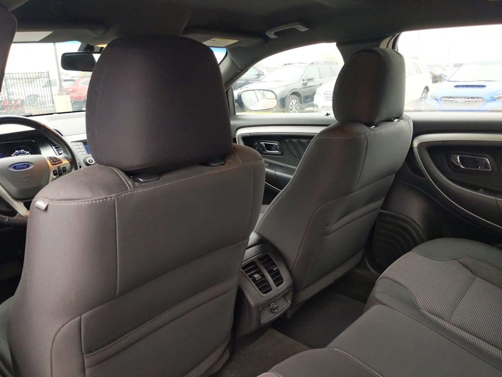 Thumbnail: 2016 Ford Taurus - 12