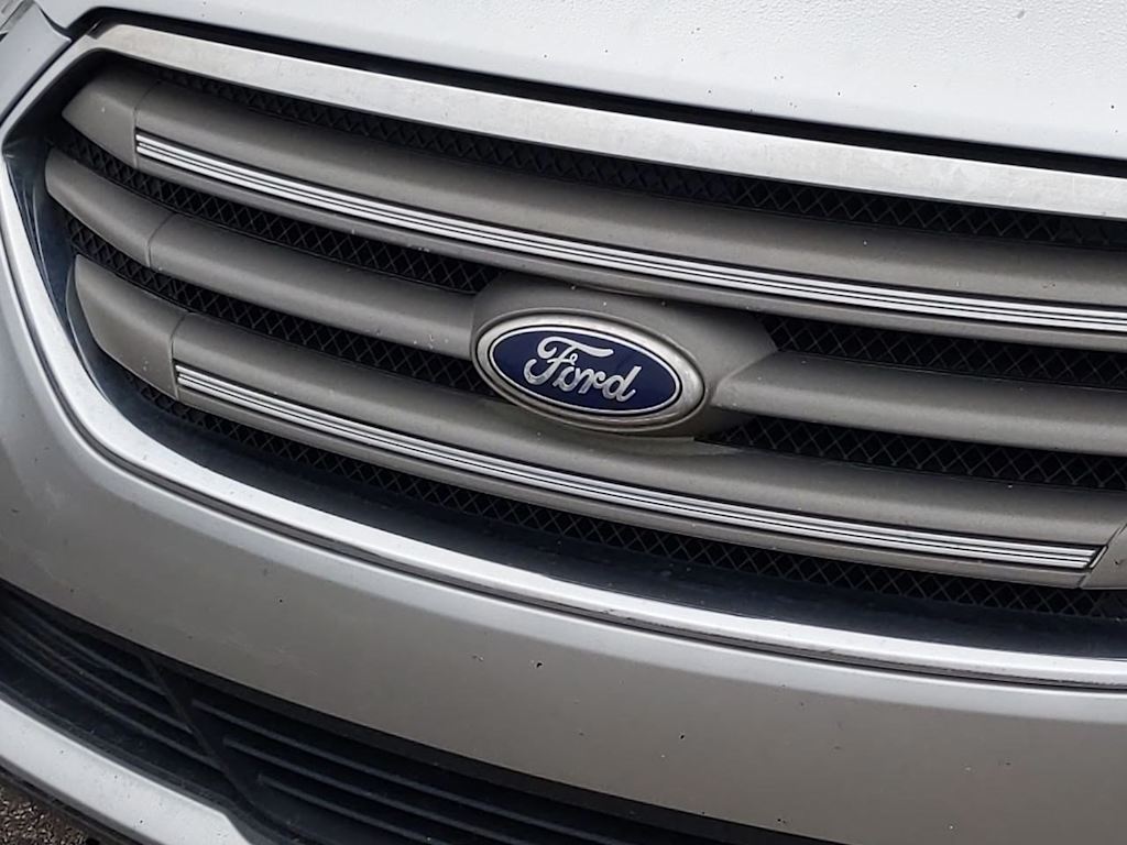 Thumbnail: 2016 Ford Taurus - 6