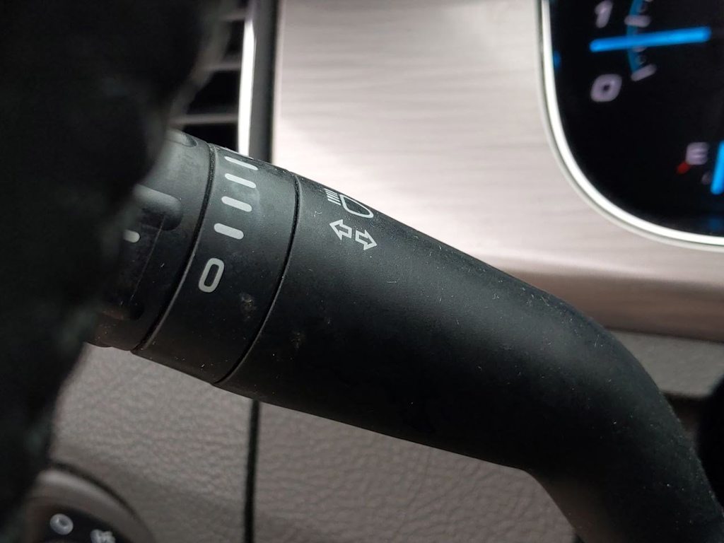 Thumbnail: 2016 Ford Taurus - 31