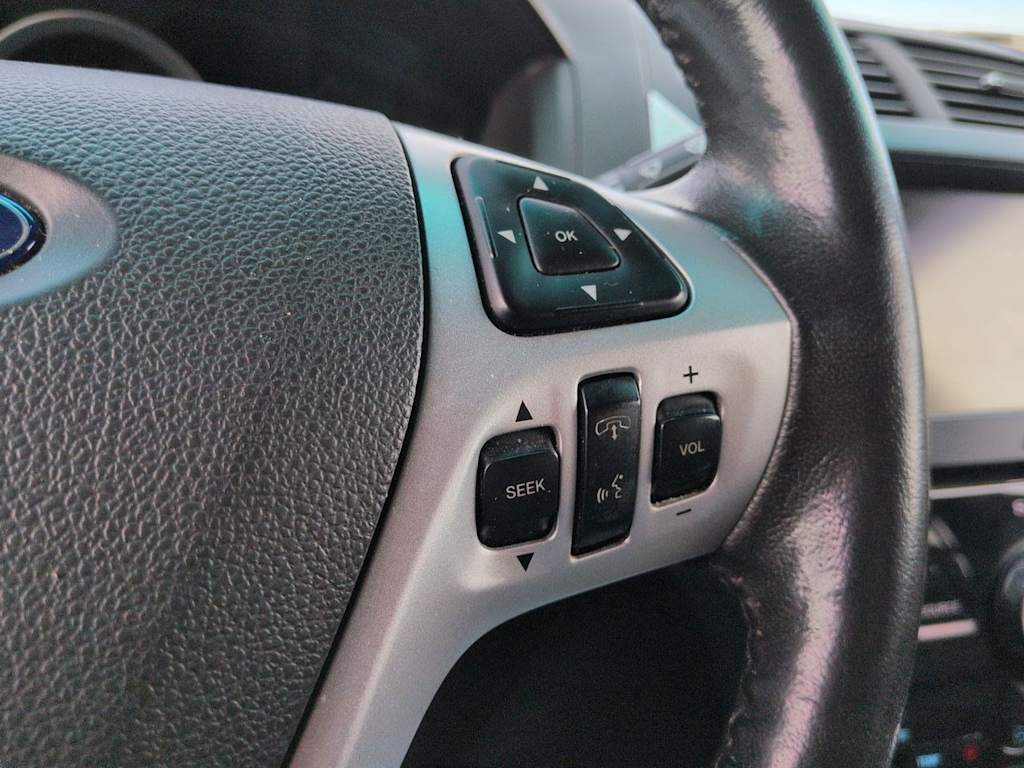 Thumbnail: 2015 Ford Explorer - 30