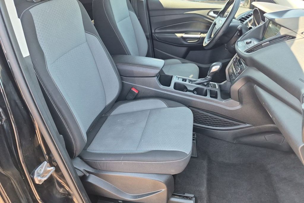 Thumbnail: 2019 Ford Escape - 12