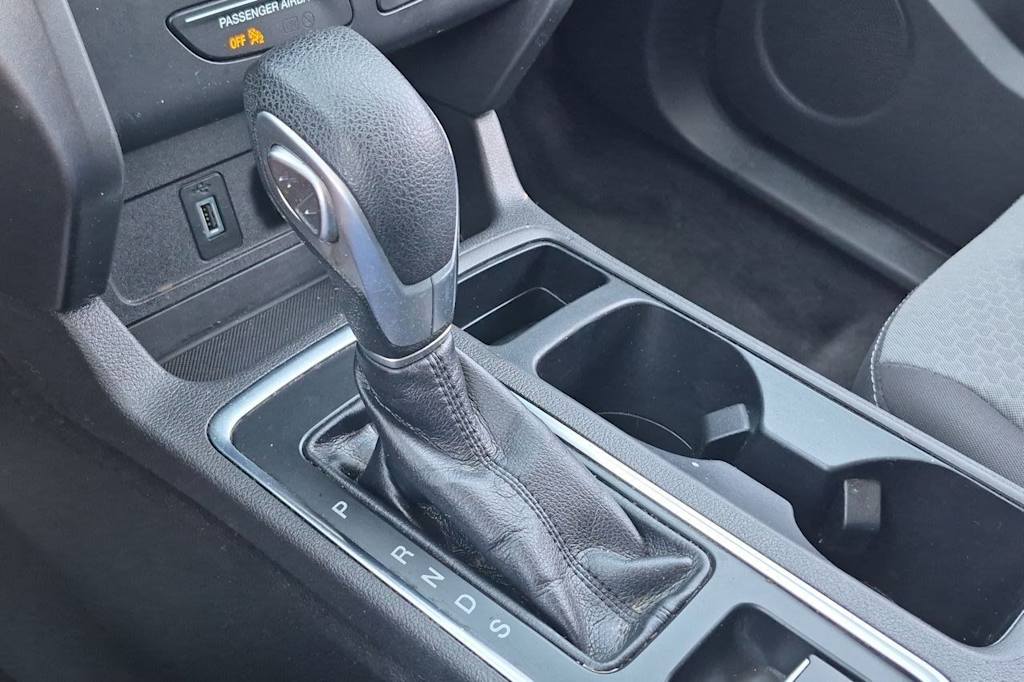 Thumbnail: 2019 Ford Escape - 16