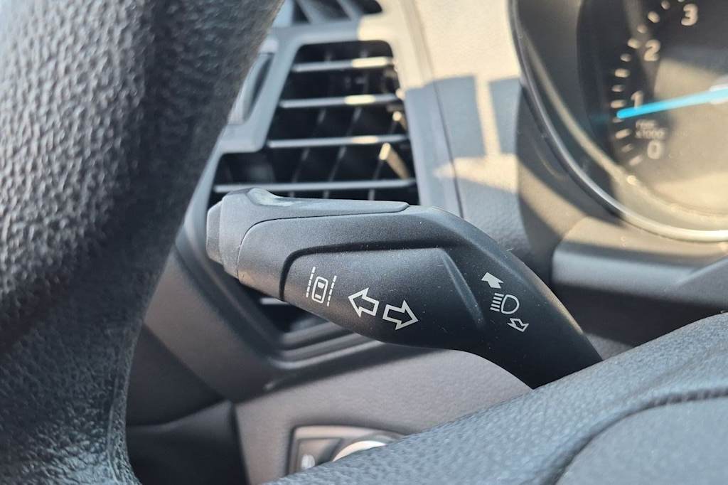 Thumbnail: 2019 Ford Escape - 31