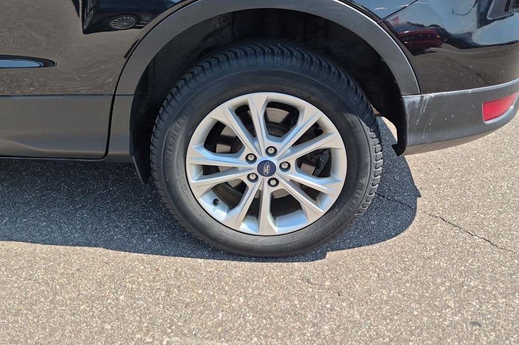Thumbnail: 2019 Ford Escape - 8