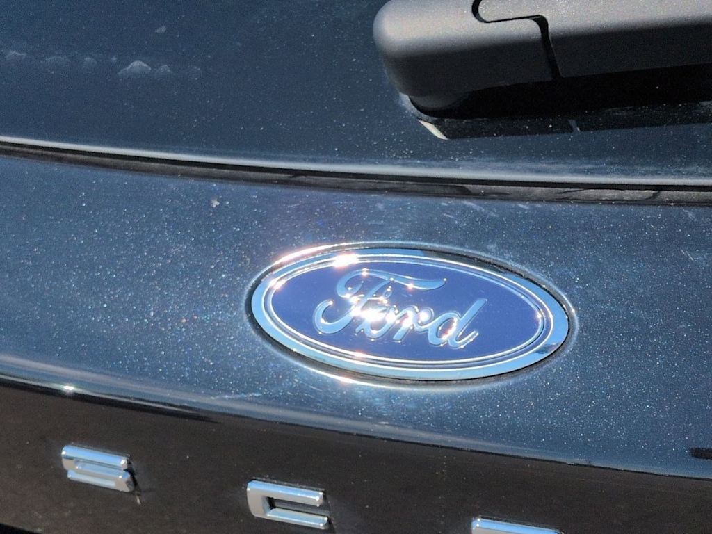 Thumbnail: 2022 Ford Escape - 24