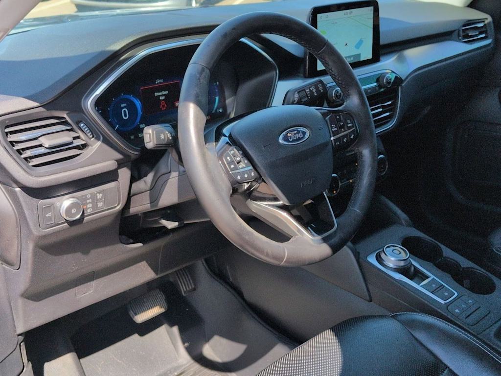 Thumbnail: 2022 Ford Escape - 2
