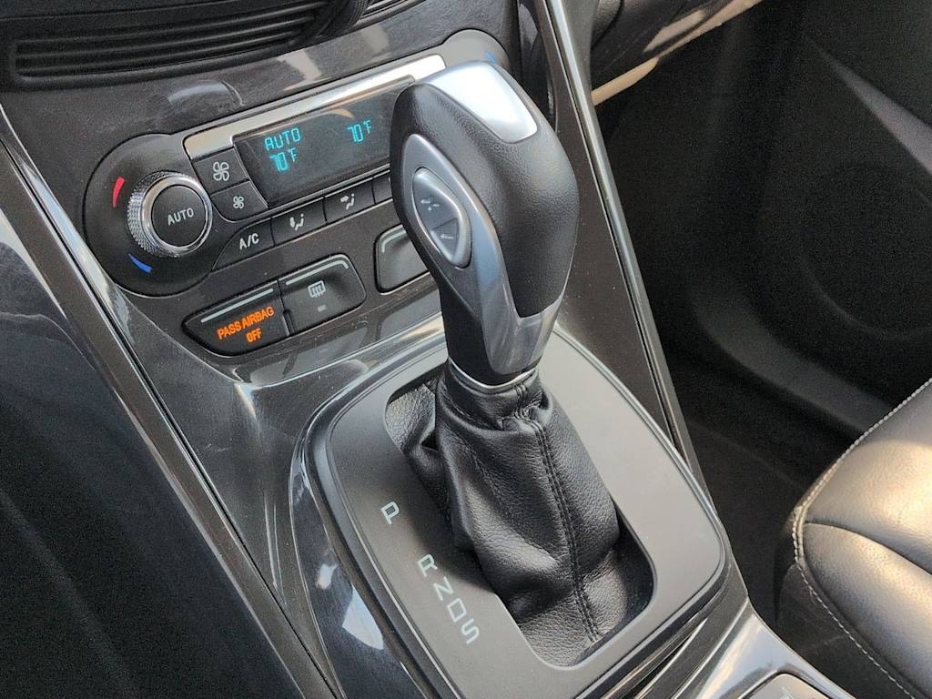 Thumbnail: 2015 Ford Escape - 15